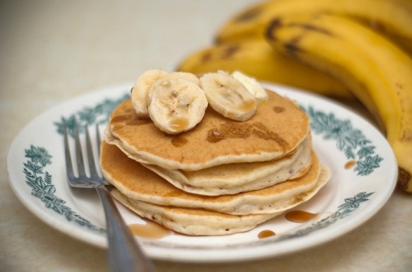 время сделать себе завтрак с лучшими рецептами здоровых и полезных протеиновых блинчиков от bodybuilding com!