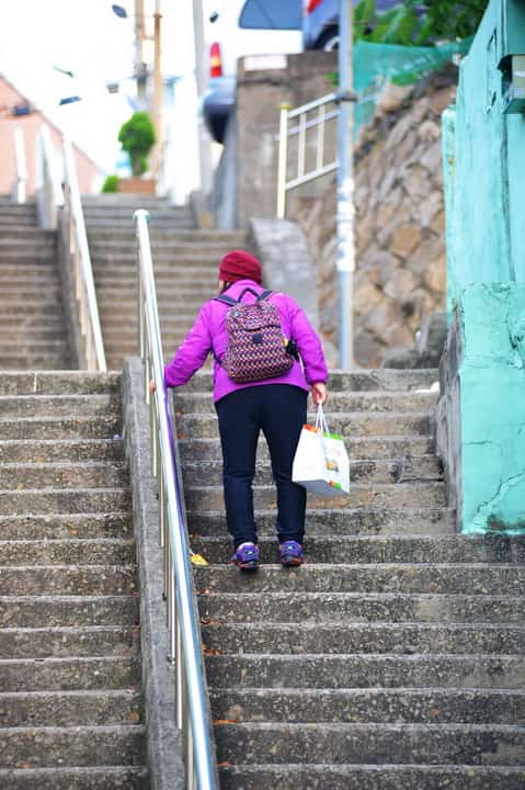 Ходьба по лестнице для похудения: результаты, отзывы, рекомендации