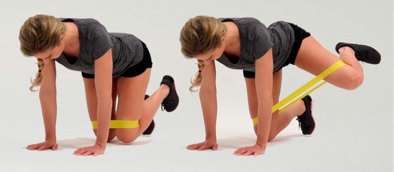 Самые эффективные упражнения для спины с эспандером: комплекс для женщин и мужчин